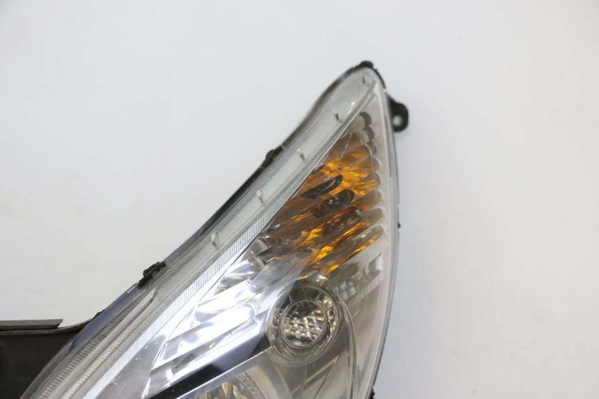 photo de FRONT HEADLIGHT HONDA FES S-WING SWING ABS 125 (2007 - 2015) - Additional view of the item