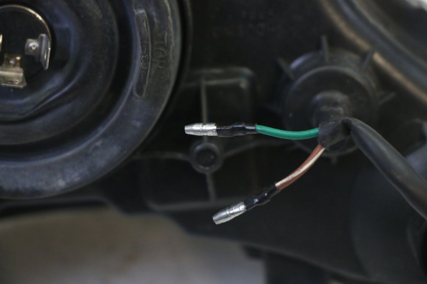 photo de HEADLIGHT STAHO FH 50 (2018 - 2019) - Distinctive features