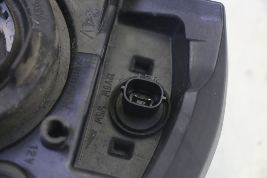 photo de HEADLIGHT YAMAHA FZ6 N FAZER 600 (2004 - 2006) - Fixing points details