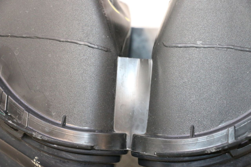photo de HEADLIGHT YAMAHA FZ8 800 (2010 - 2016) - Technical close-up