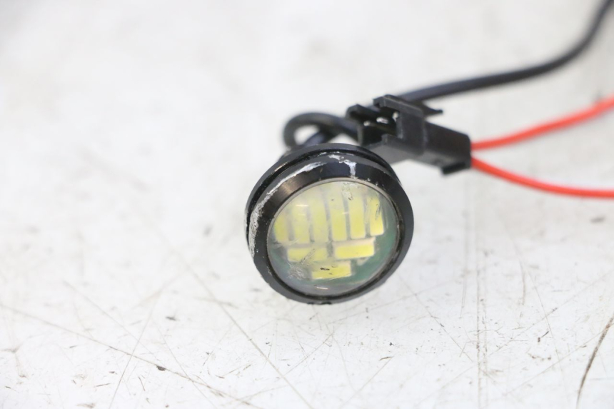 photo de LEFT HEADLIGHT DUALTRON AMINIA 1 - Alternative perspective