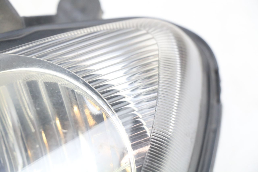 photo de LEFT FRONT HEADLIGHT SUZUKI BURGMAN 650 (2002 - 2004) - Surface and material condition