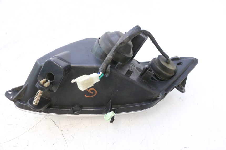 photo de LEFT FRONT HEADLIGHT PEUGEOT CITYSTAR 2T 50 (2018 - 2021) - Technical close-up