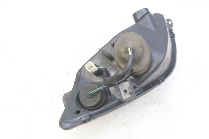 photo de LEFT FRONT HEADLIGHT PEUGEOT CITYSTAR 125 (2011 - 2017) - Technical close-up