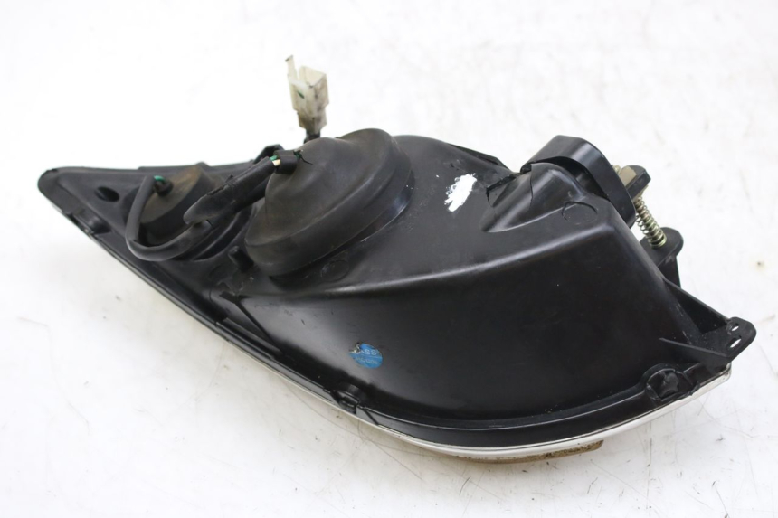 photo de LEFT FRONT HEADLIGHT PEUGEOT CITYSTAR 50 (2013 - 2017) - Zoom on usage condition