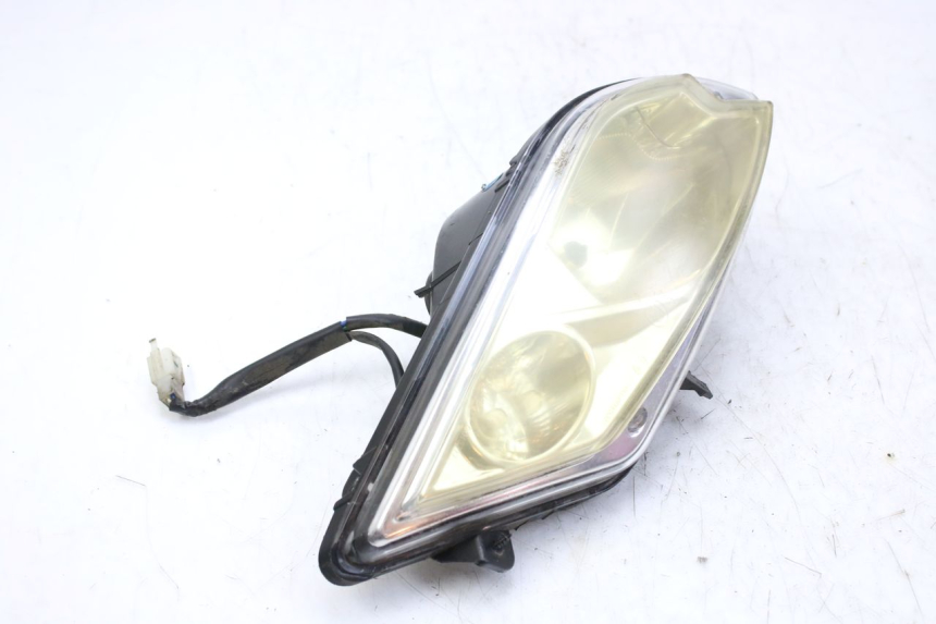 photo de LEFT FRONT HEADLIGHT PEUGEOT CITYSTAR 50 (2013 - 2017) - Surface and material condition