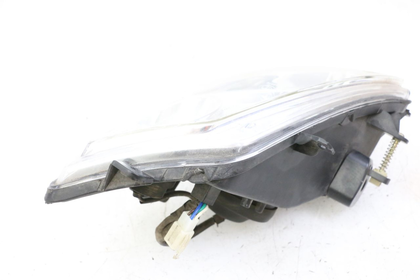 photo de LEFT FRONT HEADLIGHT PEUGEOT CITYSTAR 50 (2013 - 2017) - Distinctive features