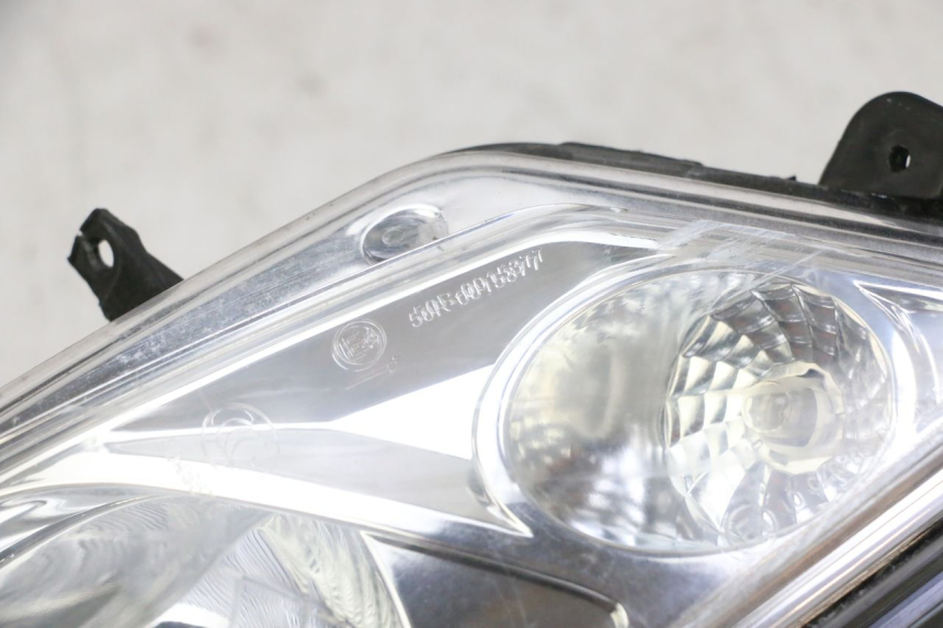 photo de LEFT FRONT HEADLIGHT PEUGEOT CITYSTAR 50 (2013 - 2017) - Component zoom