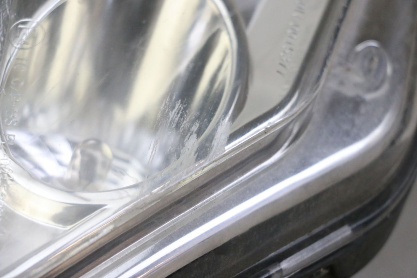 photo de LEFT FRONT HEADLIGHT PEUGEOT CITYSTAR 50 (2013 - 2017) - Alternative perspective