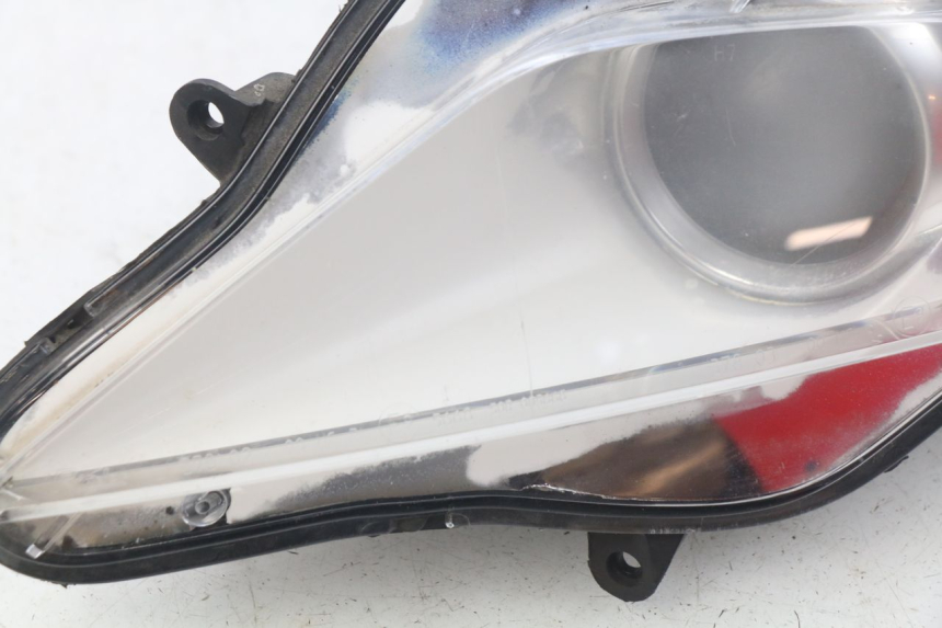photo de LEFT FRONT HEADLIGHT PEUGEOT GEOPOLIS 400 (2007 - 2013) - Surface and material condition