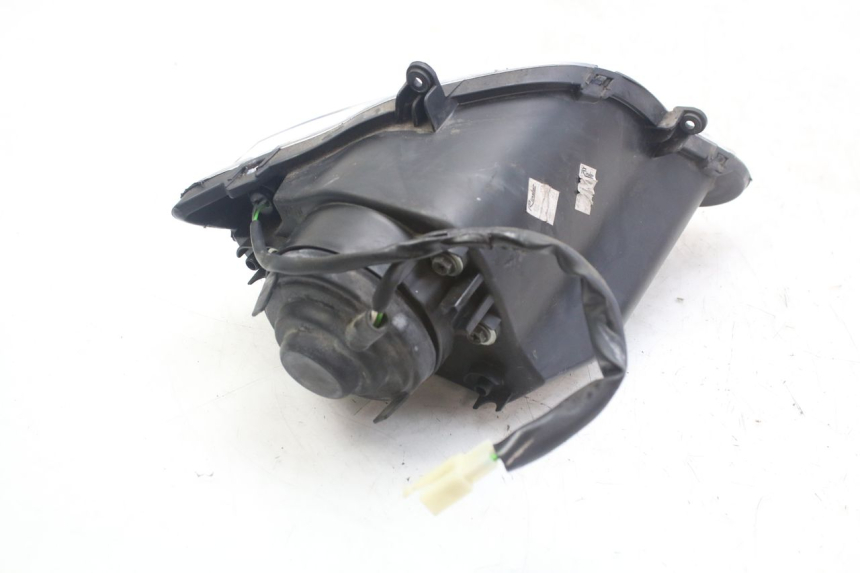 photo de LEFT HEADLIGHT PEUGEOT GEOPOLIS RS 125 (2007 - 2009) - Zoom on usage condition