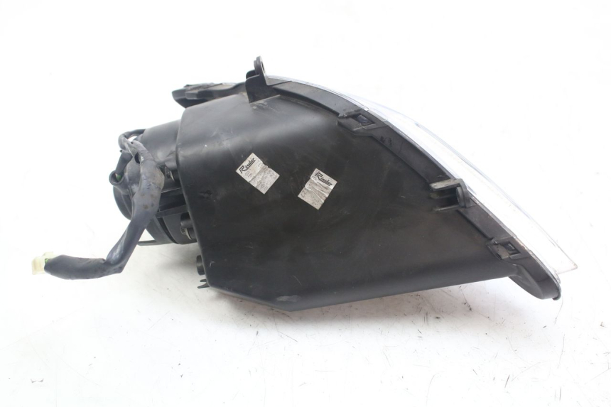 photo de LEFT HEADLIGHT PEUGEOT GEOPOLIS RS 125 (2007 - 2009) - Alternative perspective