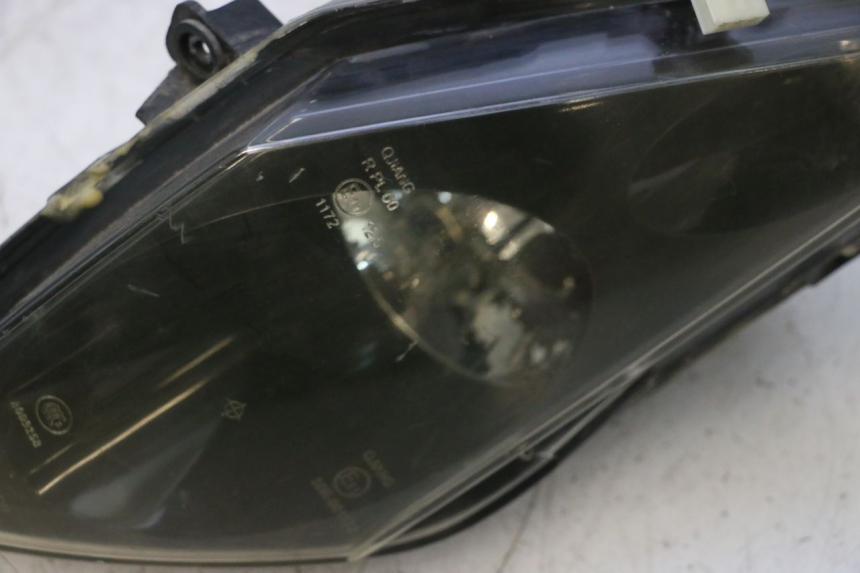 photo de LEFT HEADLIGHT KEEWAY MATRIX RX9 125 (2006 - 2007) - Component detail