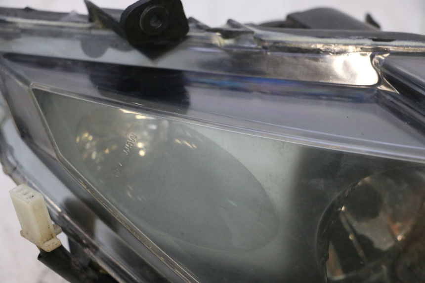photo de LEFT HEADLIGHT KEEWAY MATRIX RX9 125 (2006 - 2007) - Alternative perspective