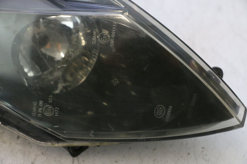 photo de LEFT HEADLIGHT KEEWAY MATRIX RX9 125 (2006 - 2007) - Technical close-up