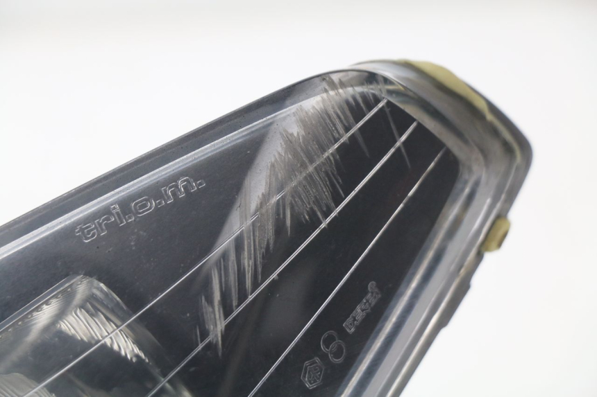 photo de LEFT FRONT HEADLIGHT GILERA NEXUS 125 (2009 - 2013) - Distinctive features