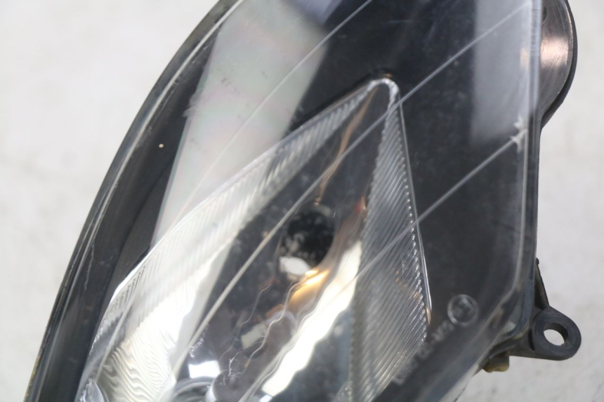 photo de LEFT FRONT HEADLIGHT GILERA NEXUS 125 (2007 - 2009) - Alternative perspective