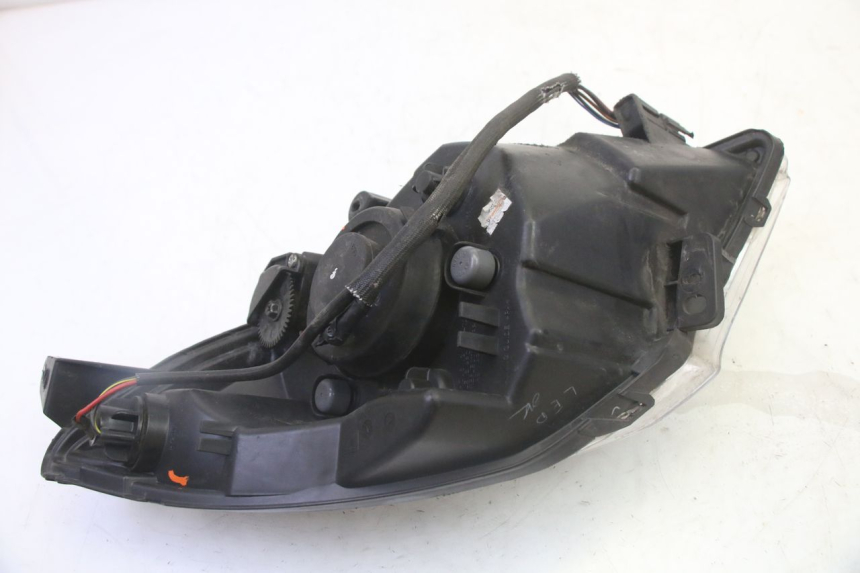 photo de LEFT HEADLIGHT PEUGEOT SATELIS 125 (2010 - 2012) - Fixing points details