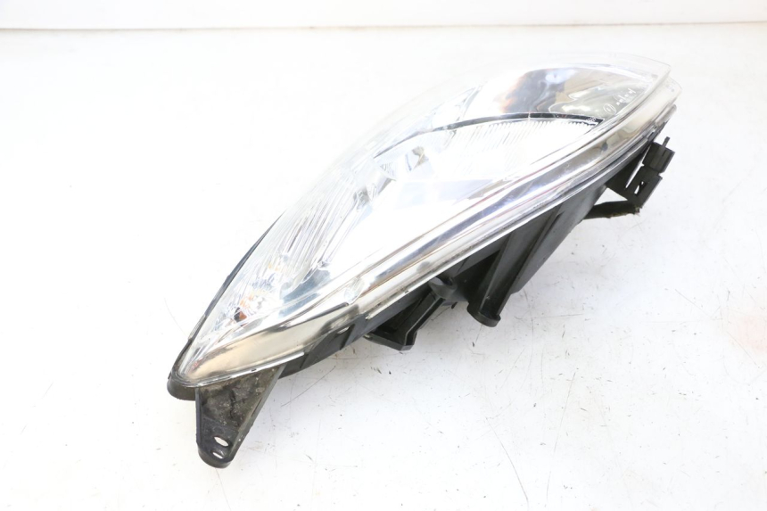 photo de LEFT HEADLIGHT PEUGEOT SATELIS 125 (2013 - 2018) - Alternative perspective