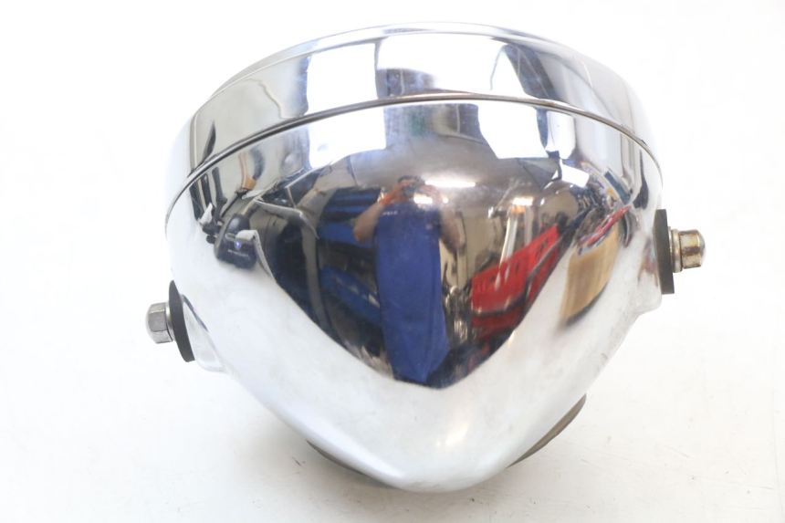 photo de HEADLIGHT SUZUKI GN 125 (1997 - 2000) - Alternative perspective