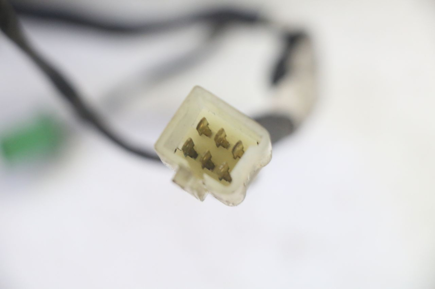 photo de HEADLIGHT KAWASAKI GPX R WARBIRD 600 (1988 - 1993) - Distinctive features