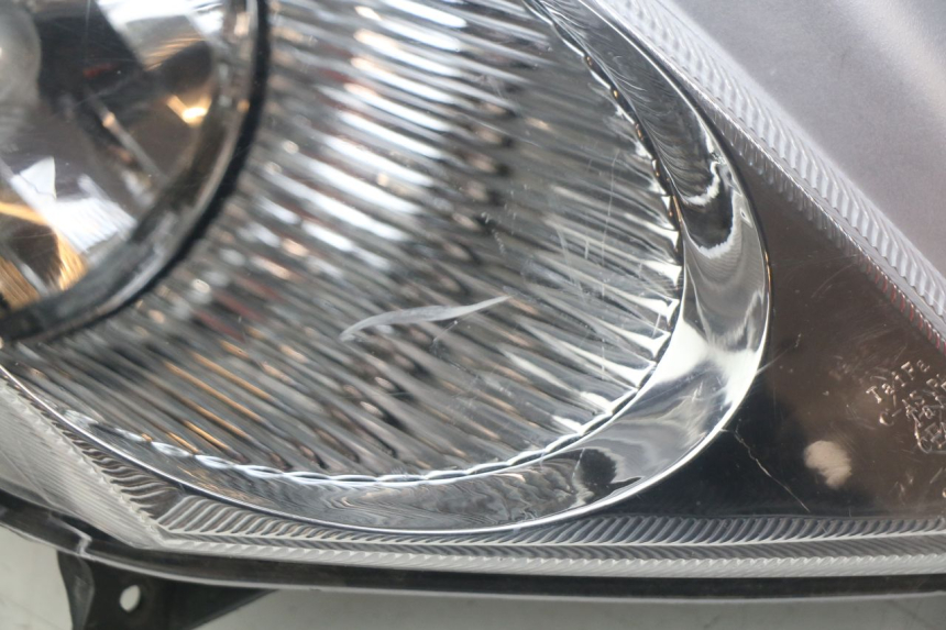 photo de FRONT HEADLIGHT TNT MOTOR GRIDO 2T 50 (2010 - 2019) - Component detail