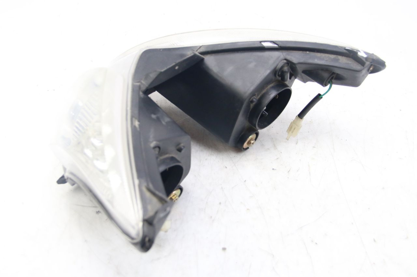 photo de FRONT HEADLIGHT TNT MOTOR GRIDO 2T 50 (2010 - 2019) - Surface and material condition