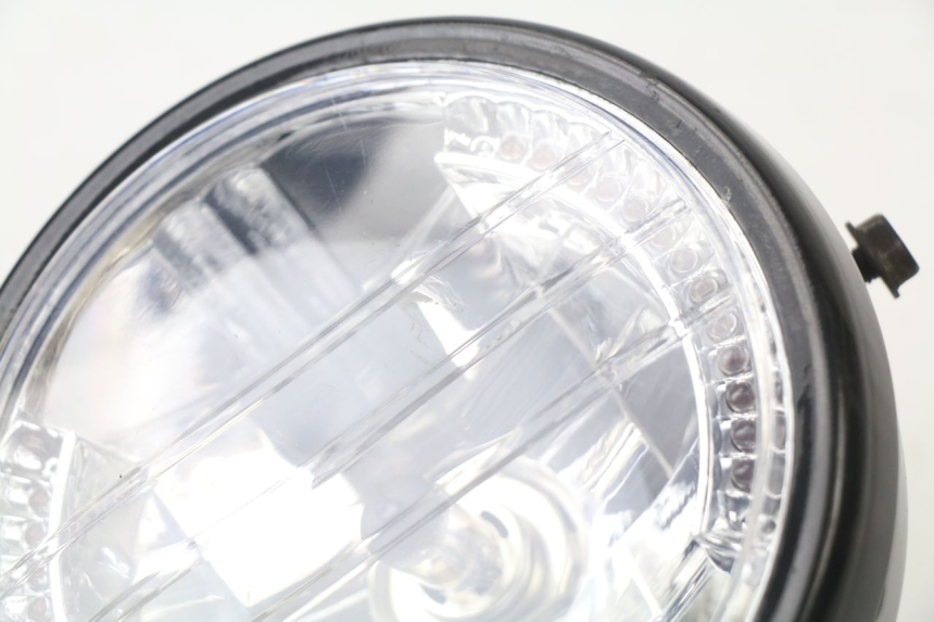 photo de HEADLIGHT SUZUKI GSF N BANDIT 600 (1996 - 1999) - Zoom on usage condition