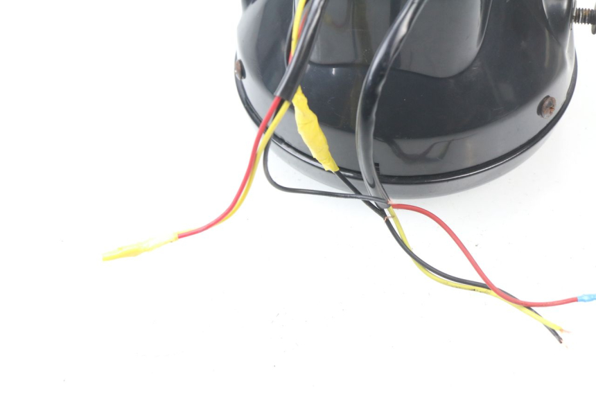 photo de HEADLIGHT SUZUKI GSF N BANDIT 600 (1996 - 1999) - Technical close-up