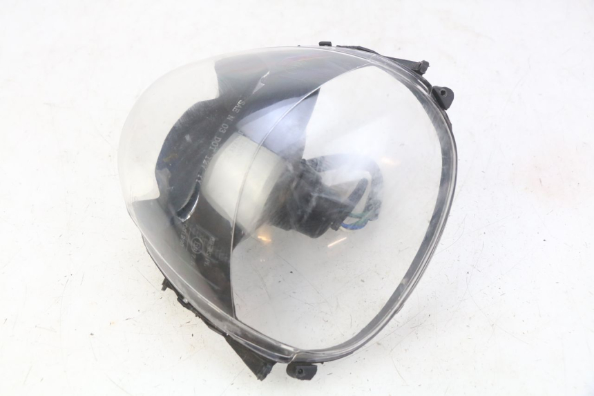 photo de FRONT HEADLIGHT EUROCKA GTR-C 50 (2012 - 2021) - Surface and material condition