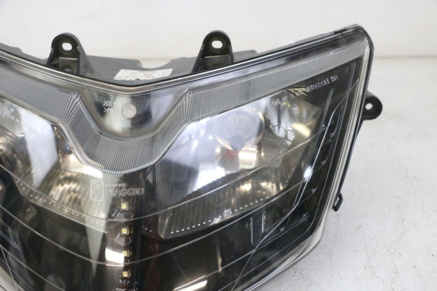 photo de HEADLIGHT PIAGGIO IE MP3 YOURBAN 300 (2011 - 2016) - Checked used part