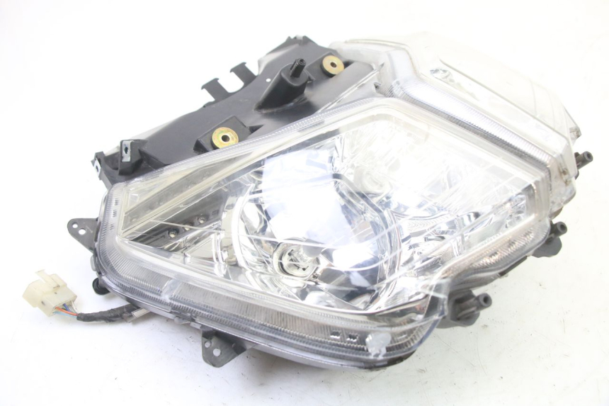 photo de FRONT HEADLIGHT SYM JET 14 4T 50 (2018 - 2022) - Zoom on usage condition