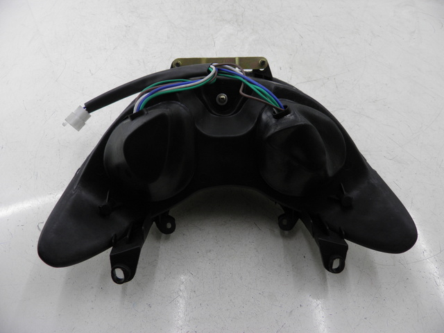 photo de HEADLIGHT JM MOTOR S-MAX 125 (2010 - 2014) - Fixing points details