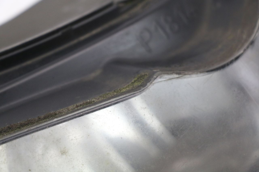 photo de FRONT HEADLIGHT KAWASAKI ZR7 ZR-7 S 750 (1999 - 2004) - Zoom on usage condition