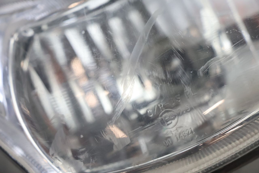 photo de FRONT HEADLIGHT PEUGEOT KISBEE 2T 50 (2010 - 2017) - Zoom on usage condition