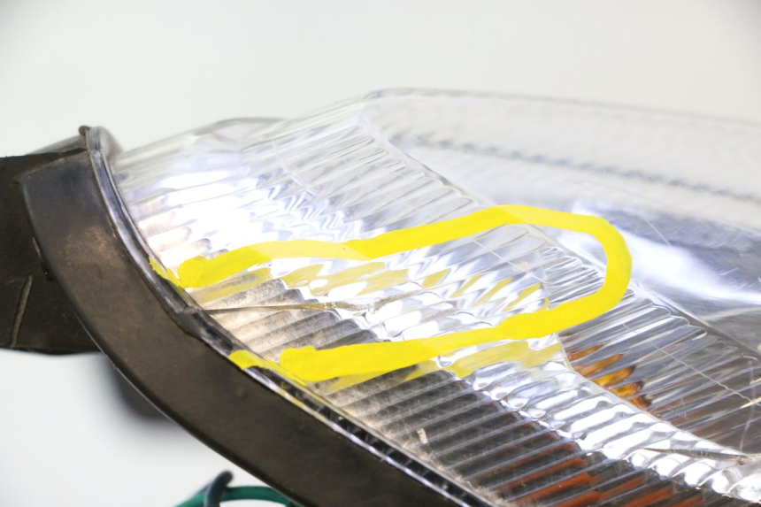 photo de FRONT HEADLIGHT PEUGEOT KISBEE 2T 50 (2010 - 2017) - Technical close-up