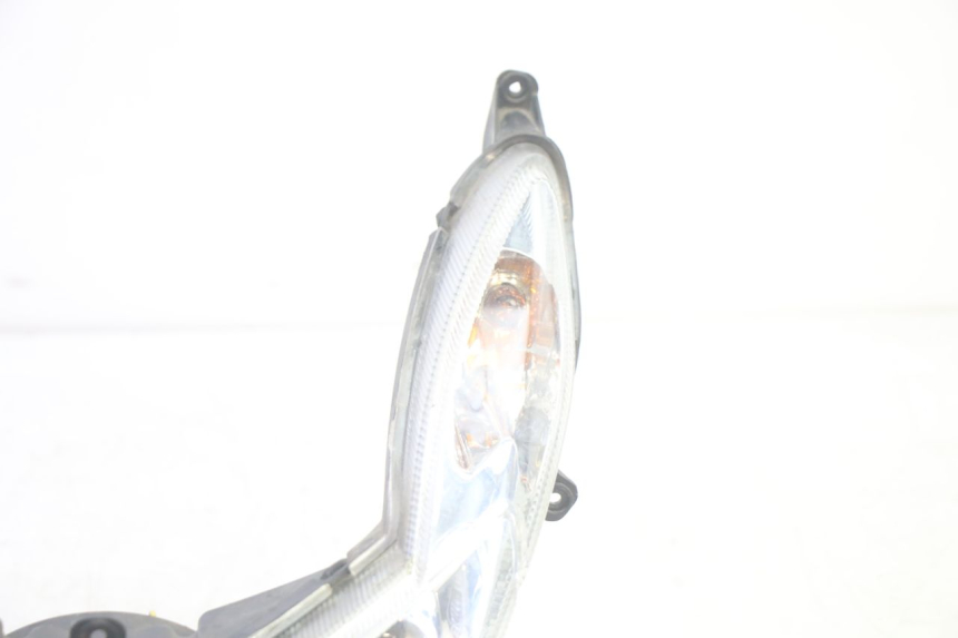 photo de FRONT HEADLIGHT PEUGEOT KISBEE 4T 50 (2010 - 2017) - Alternative perspective
