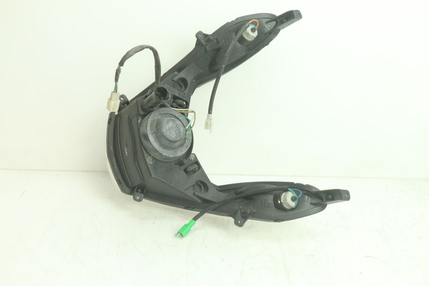 photo de FRONT HEADLIGHT PEUGEOT KISBEE 4T 50 (2018 - 2022) - Technical close-up