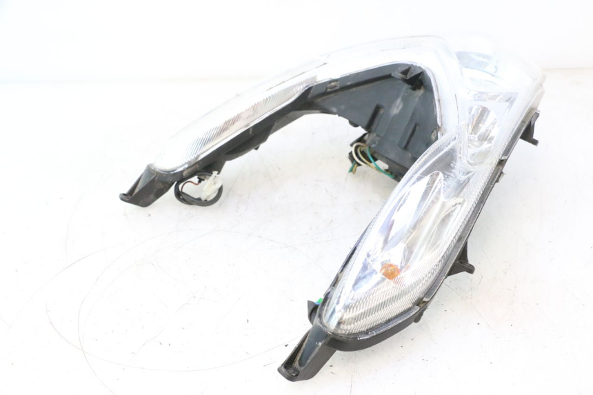 photo de FRONT HEADLIGHT PEUGEOT KISBEE 4T 50 (2018 - 2022) - Technical close-up