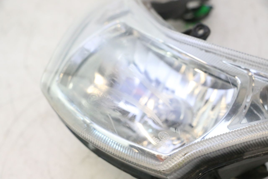 photo de FRONT HEADLIGHT PEUGEOT KISBEE 4T 50 (2018 - 2022) - Markings and original references