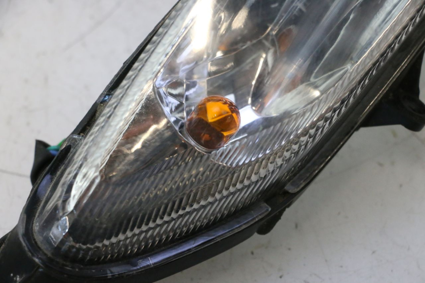 photo de FRONT HEADLIGHT PEUGEOT KISBEE 4T 50 (2018 - 2022) - Checked used part