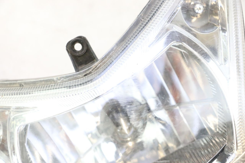photo de HEADLIGHT PEUGEOT KISBEE 4T 50 (2023 - 2026) - Main view