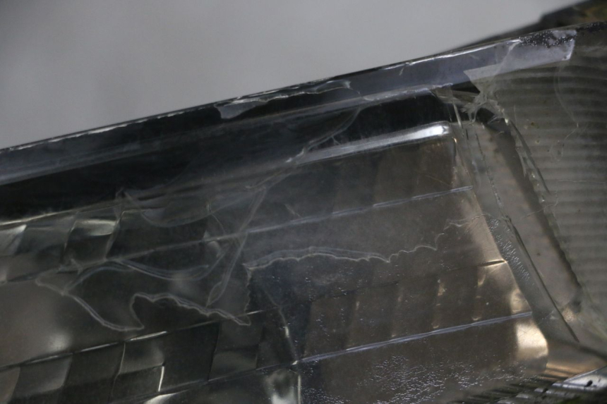 photo de FRONT HEADLIGHT KYMCO DINK 4T 50 (2007 - 2018) - Product overview