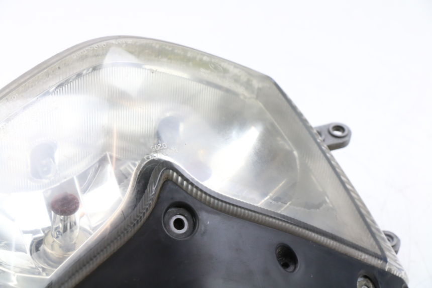 photo de HEADLIGHT KYMCO PEOPLE S 125 (2000 - 2008) - Fixing points details