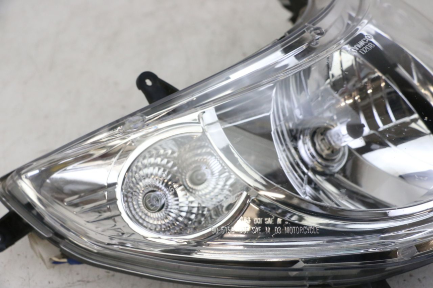 photo de HEADLIGHT KYMCO XCITING 500 (2007 - 2010) - Surface and material condition