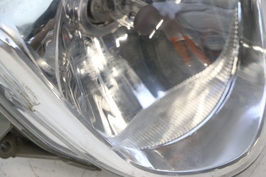 photo de FRONT HEADLIGHT PIAGGIO LIBERTY IGET 4T 50 (2015 - 2020) - Additional view of the item