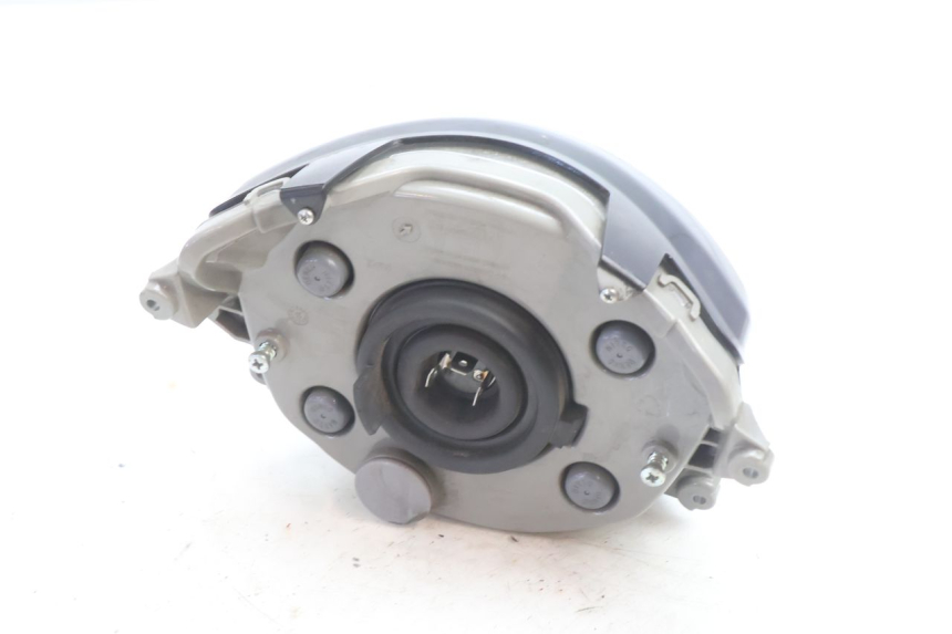 photo de HEADLIGHT PIAGGIO LIBERTY IGET 4T 50 (2021 - 2025) - Fixing points details