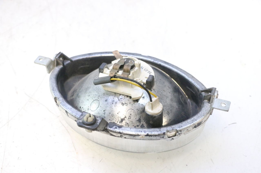photo de HEADLIGHT PIAGGIO LIBERTY 50 (1998 - 2003) - Zoom on usage condition