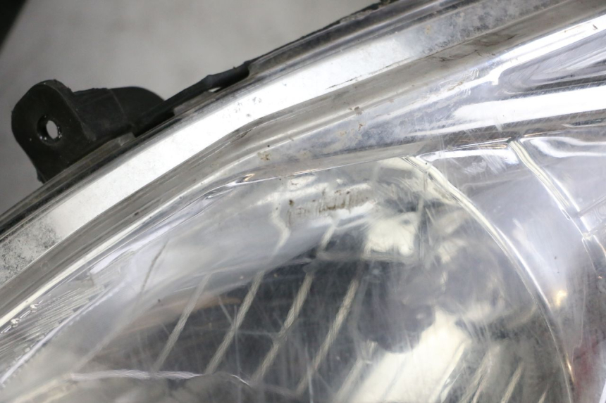 photo de HEADLIGHT LONGJIA SHARPY 125 (2020 - 2024) - Additional view of the item