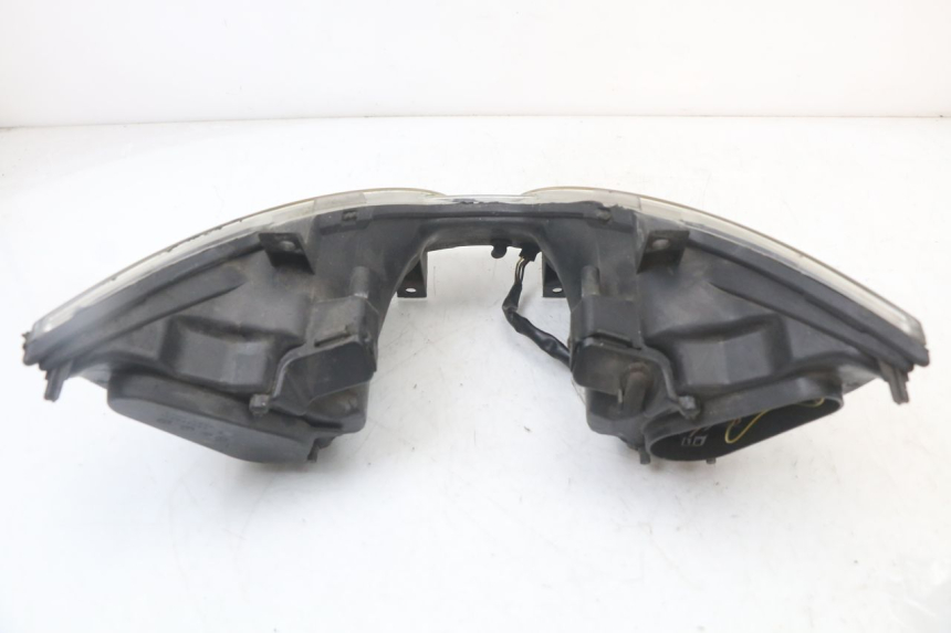 photo de HEADLIGHT PIAGGIO MP3 125 (2006 - 2014) - Alternative perspective